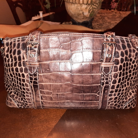 Dooney & Bourke handbag - Picture 6 of 6